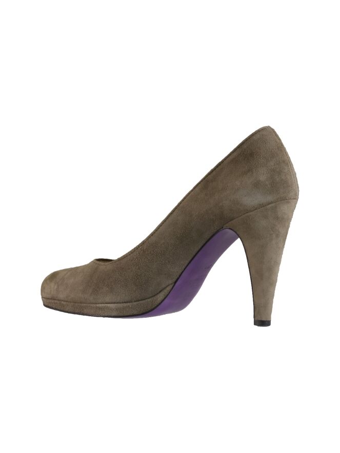 Dark 2024 taupe pumps